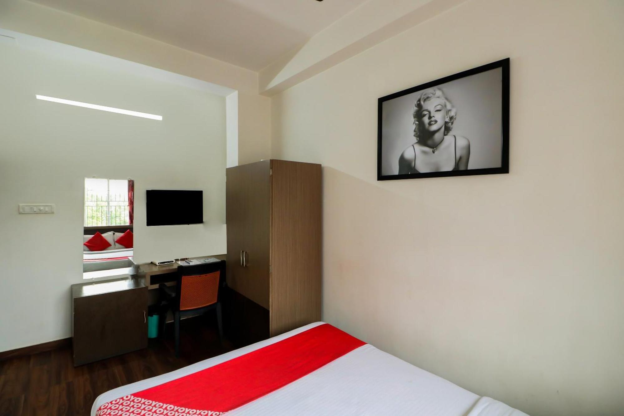 Oyo Flagship 1805 Hotel Star Delight Panchuria Exteriör bild