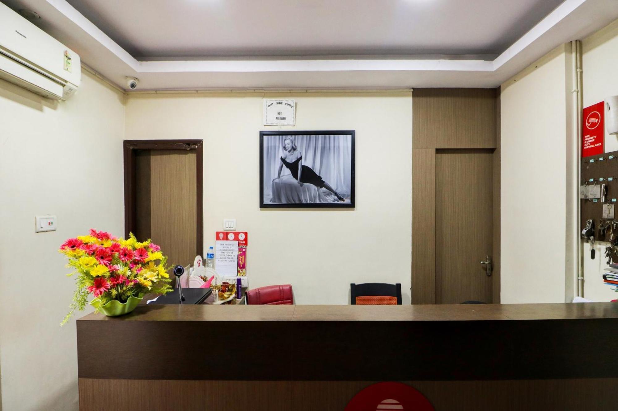 Oyo Flagship 1805 Hotel Star Delight Panchuria Exteriör bild