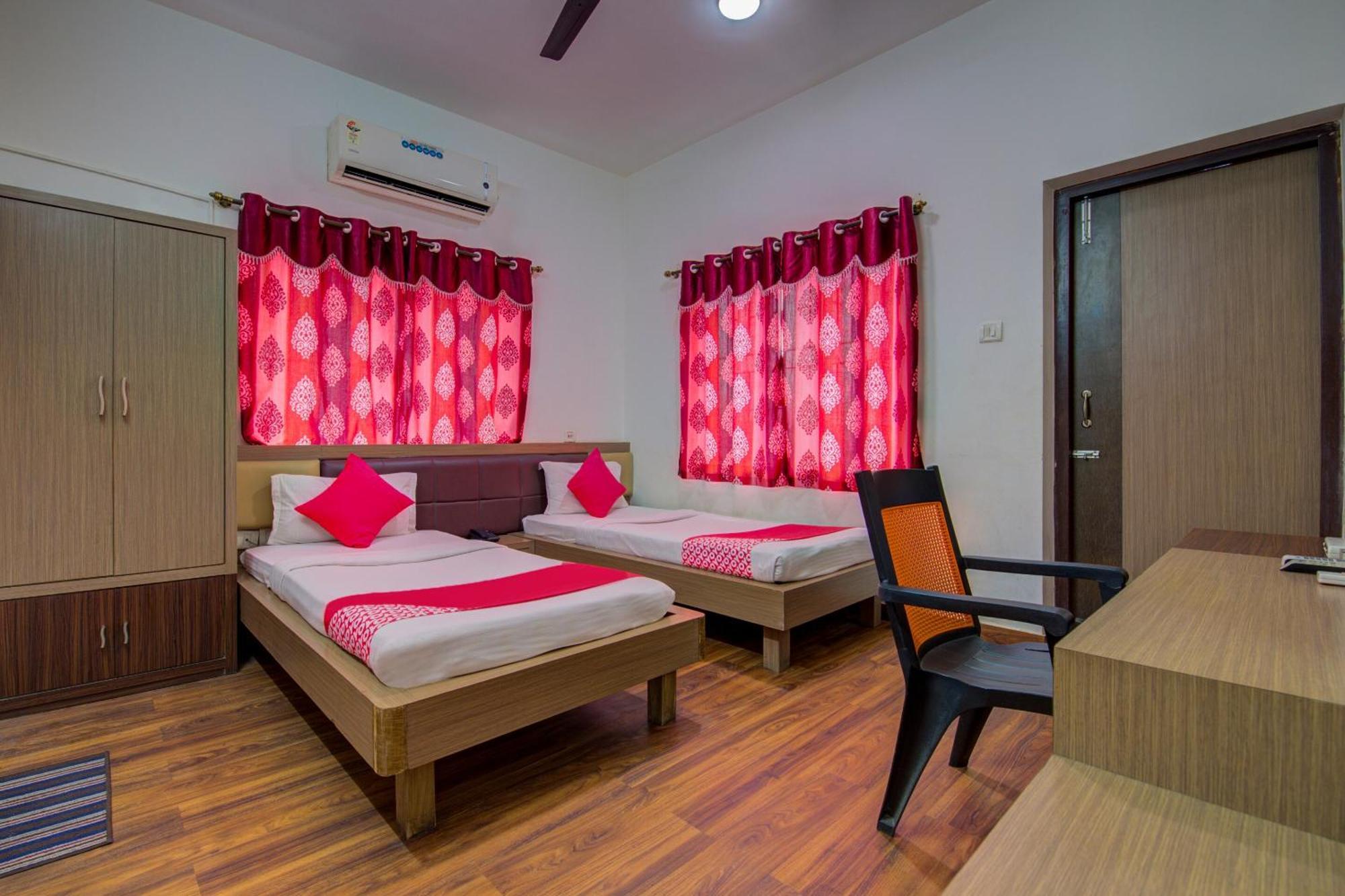 Oyo Flagship 1805 Hotel Star Delight Panchuria Exteriör bild